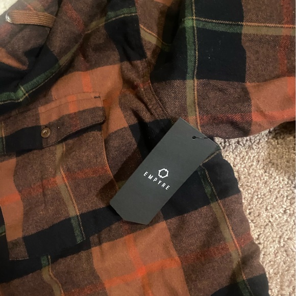 Men’s flannel - Picture 5 of 5